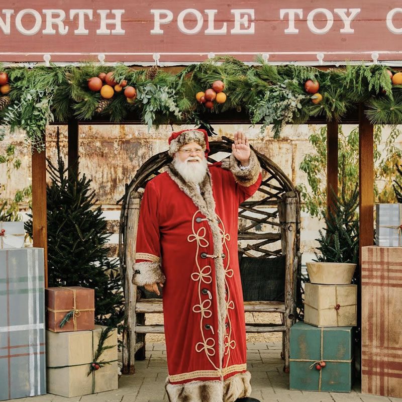 SantaTraditional